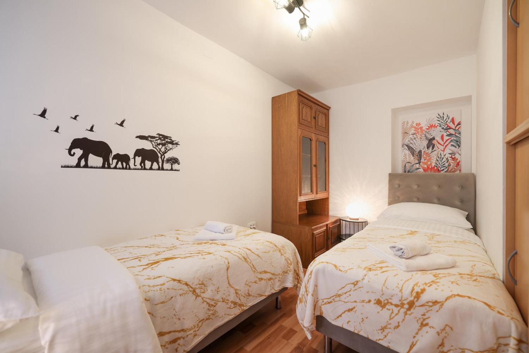 Viva - 2 Bedroom In Centar Apartment *