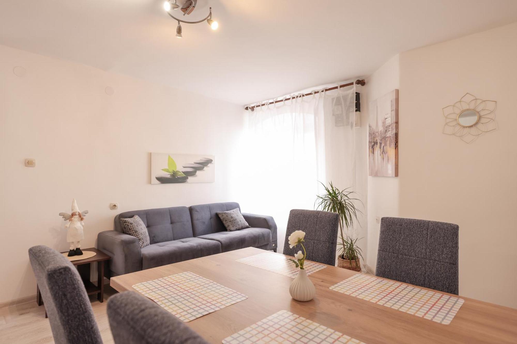 Viva - 2 Bedroom In Centar * Zadar